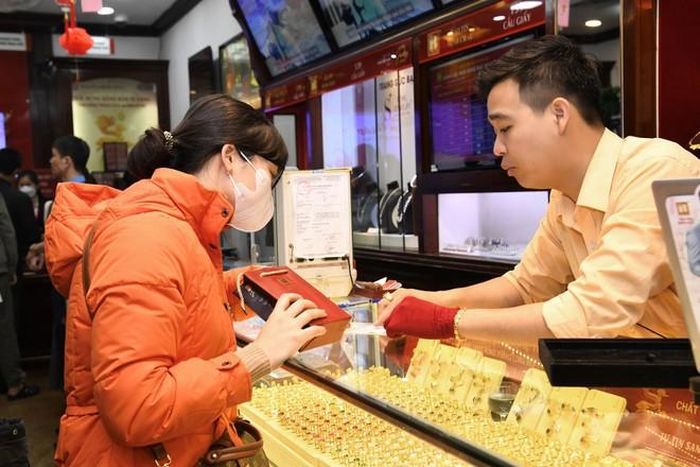 Hiện nay việc quản lý thuế đối với doanh nghiệp, cá nhân, hộ gia đình kinh doanh, chế tác vàng đang được quy định cụ thể tại các văn bản pháp luật liên quan.
