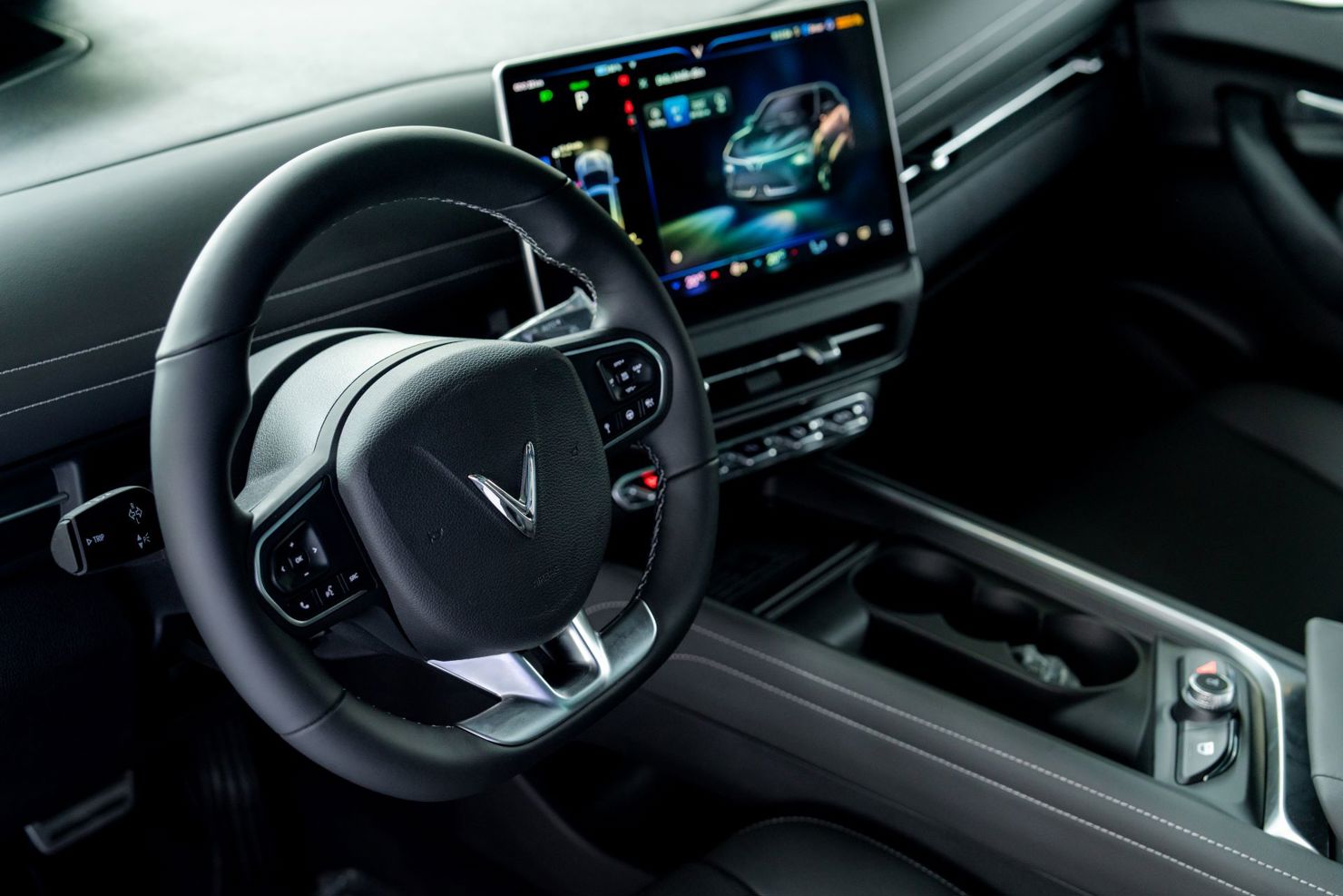 Các mẫu xe của hãng được trang bị hệ thống điều khiển thông minh. Ảnh: VFS
