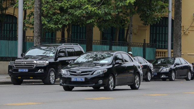 Các đơn vị vướng mắc trong việc xác định điều kiện để áp dụng mua sắm tập trung thì đề nghị có văn bản gửi Bộ Kế hoạch và Đầu tư để được hướng dẫn, giải đáp.