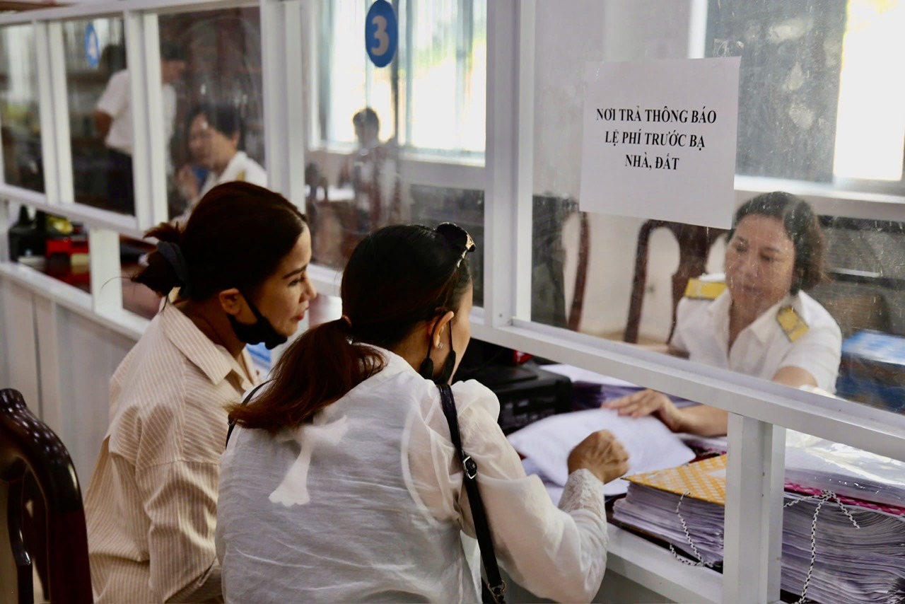 Hóa đơn điện tử từ máy tính tiền giúp chống thất thu thuế. Ảnh: Thanh Sơn