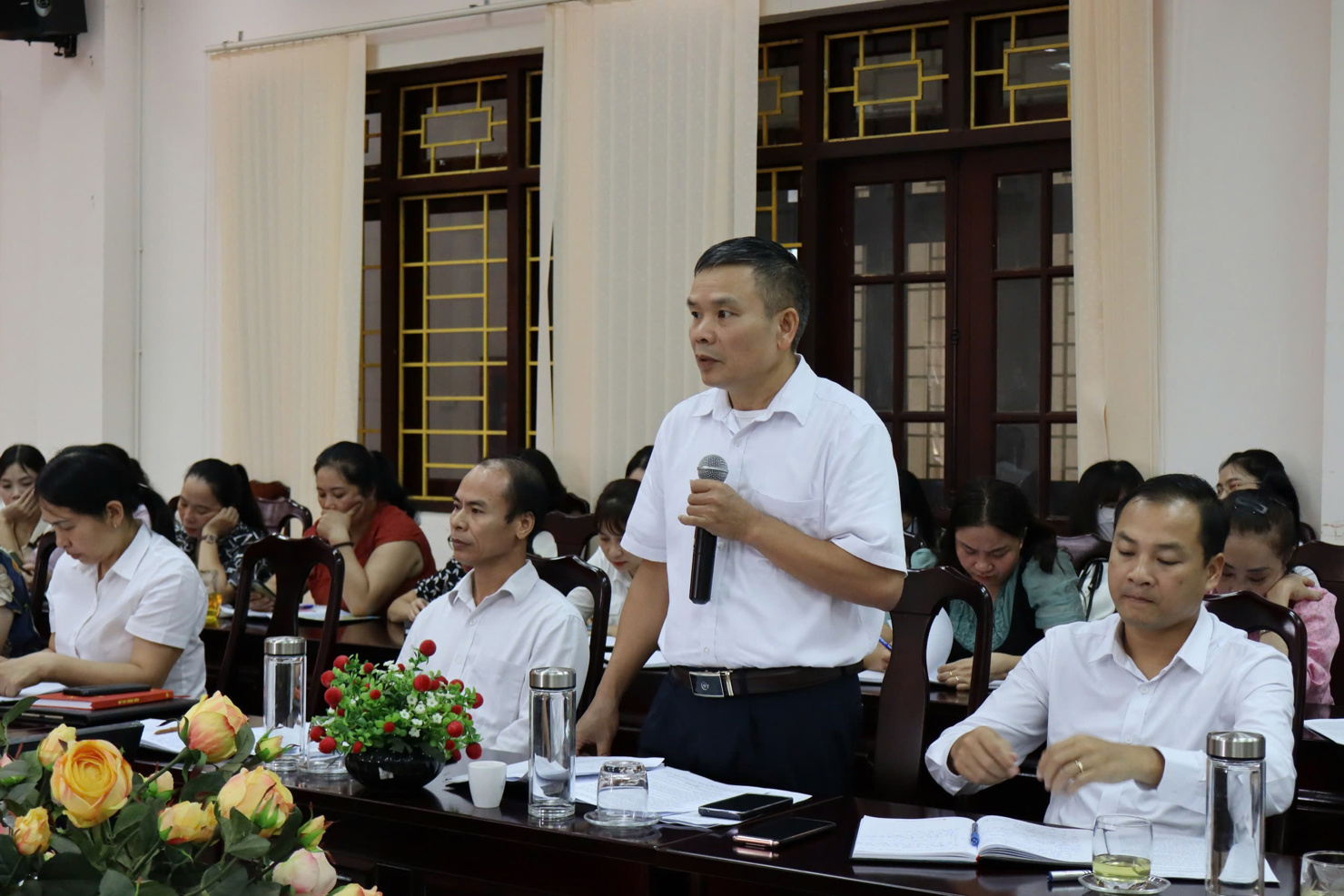 Kho bạc Nhà nước Lai Châu tiếp tục phối hợp chặt chẽ với cơ quan thu, các ngân hàng thương mại trên địa bàn tập trung đầy đủ, kịp thời các khoản thu vào ngân sách nhà nước.