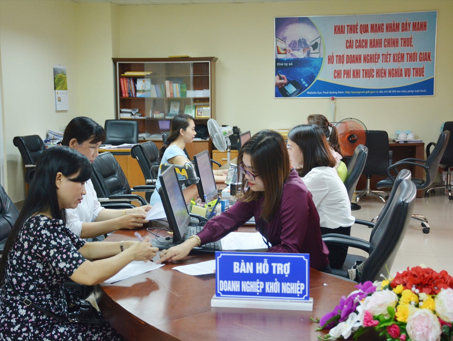 Cục Thuế tỉnh Thái Bình luôn hỗ trợ và đồng hành cùng doanh nghiệp.