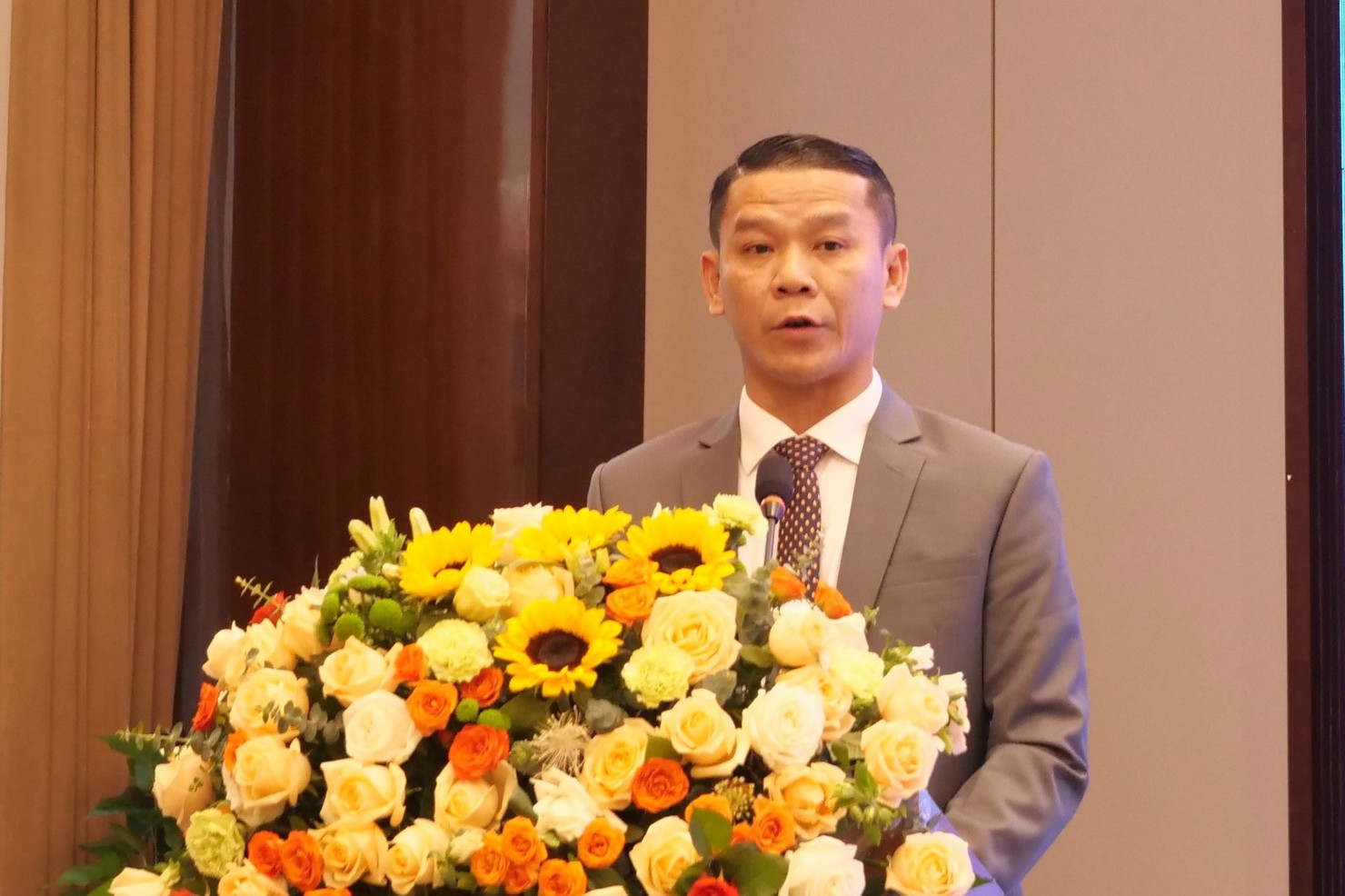 Ông Đào Viết Ánh - Tổng Giám đốc Kim Long Motor phát biểu tại lễ ký.