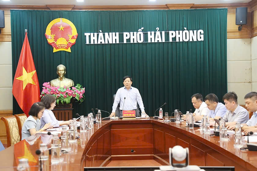 Đồng chí Nguyễn Đức Thọ, Phó chủ tịch UBND TP. Hải Phòng phát biểu Tại cuộc họp vào ngày 15/10/2024