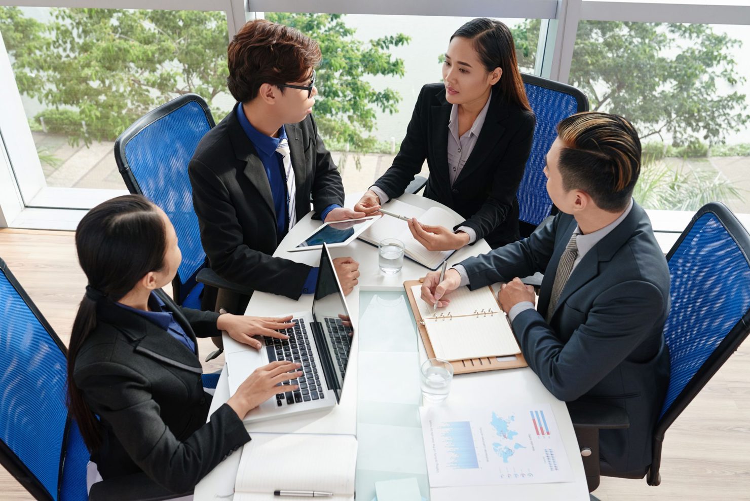 Nếu thiếu một khung khổ quản trị tốt, mâu thuẫn và tranh chấp nội bộ làm suy yếu hoạt động của doanh nghiệp.