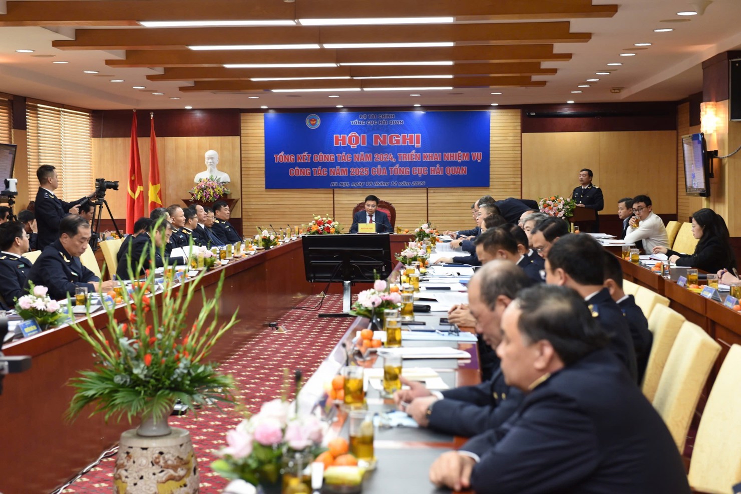 Tổng cục Hải quan đã hoàn thành xuất sắc nhiệm vụ thu ngân sách nhà nước năm 2024.