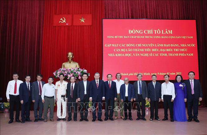 Tổng Bí thư Tô Lâm và các đại biểu. Ảnh: TTXVN