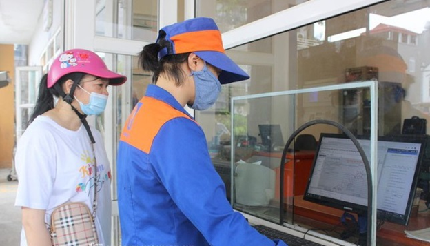 Cục Thuế Quảng Bình đặt mục tiêu, đến tháng 6/2025, ít nhất 95% các cửa hàng xăng dầu trên địa bàn Tỉnh sẽ chuyển đổi thành công sang hệ thống tự động xuất hóa đơn điện tử.