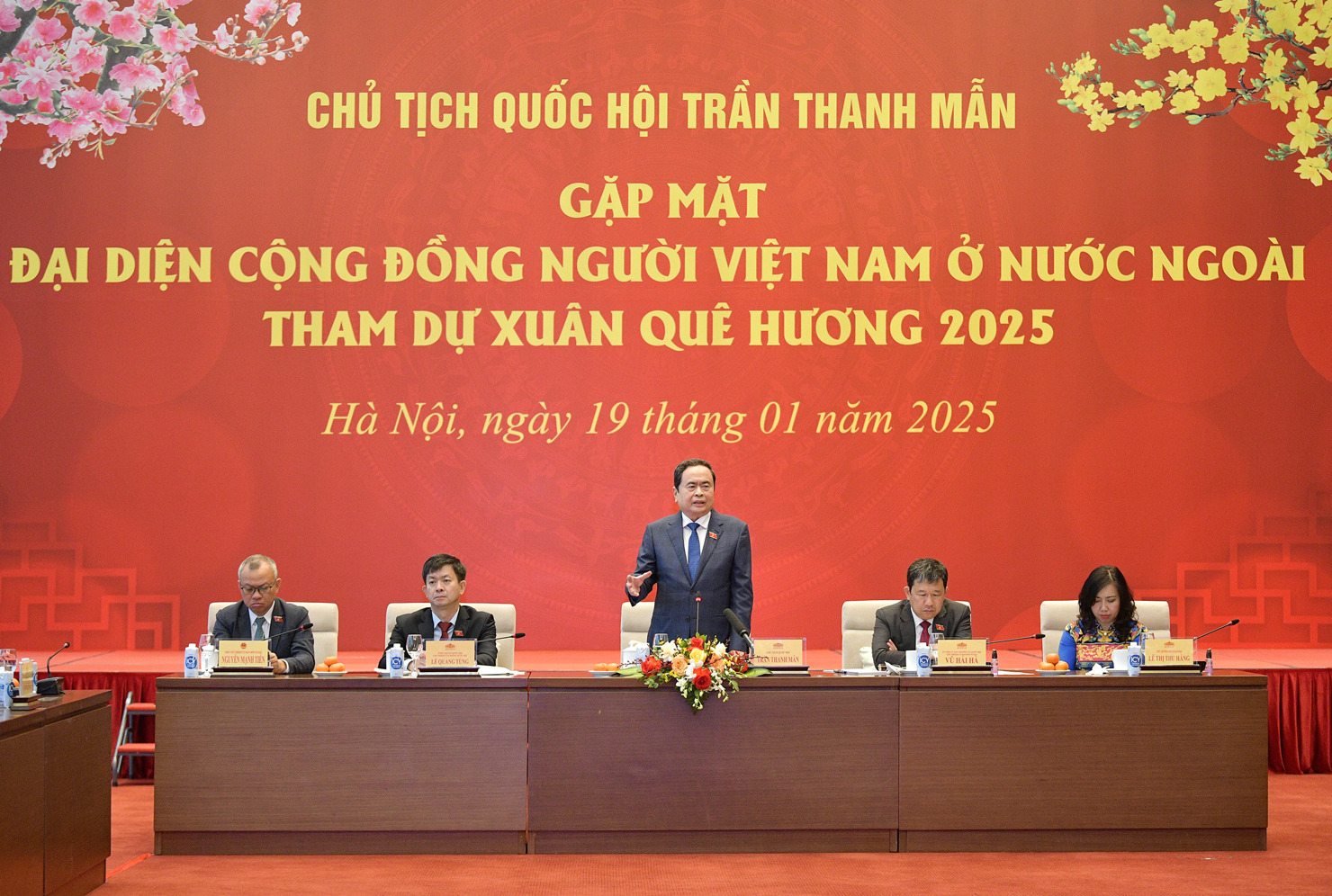 Chủ tịch Quốc hội Trần Thanh Mẫn phát biểu tại cuộc gặp mặt.