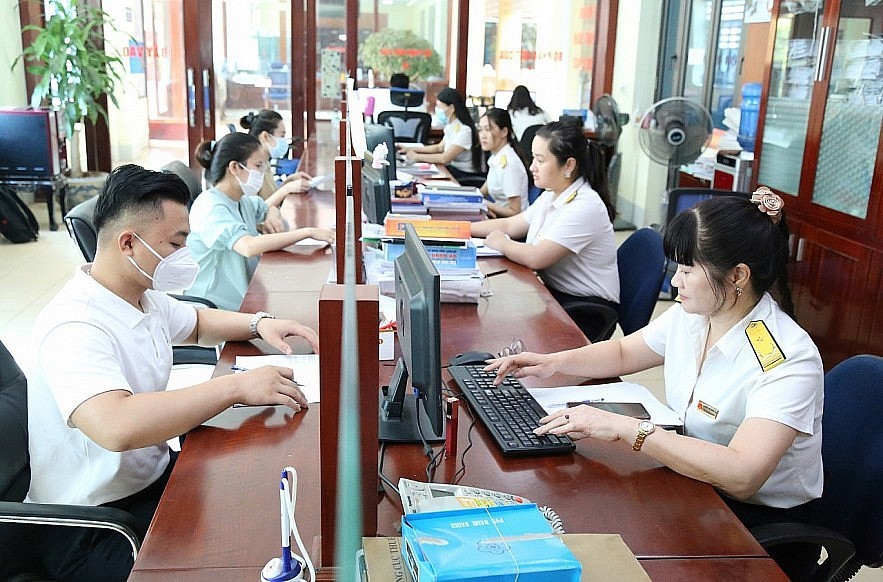 Cục Thuế Lào Cai cũng đã phối hợp với các sở, ban, ngành tthông báo tình hình thực hiện nghĩa vụ thuế của người nộp thuế đóng mã số thuế doanh nghiệp;