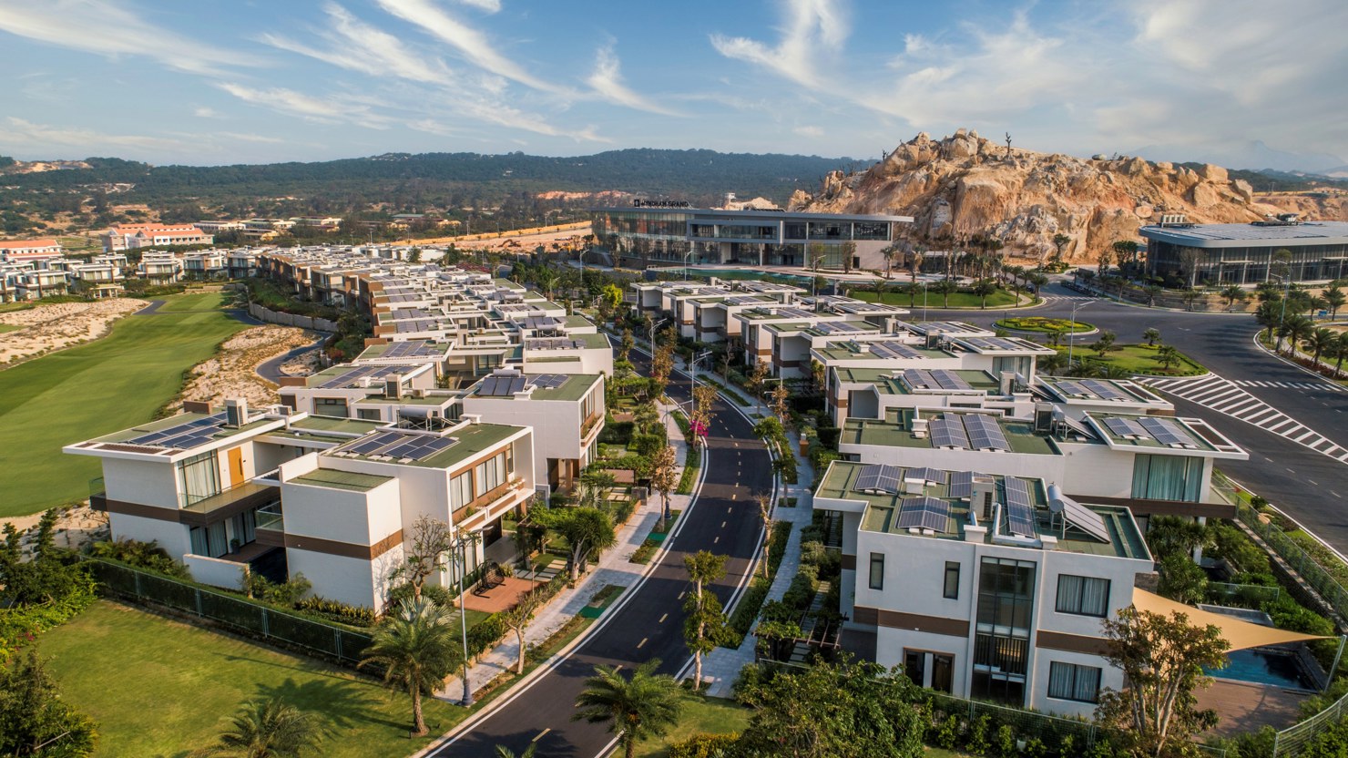 Wyndham Grand Cam Ranh 5 sao phục vụ khách golf hiện tại. Ảnh: KN