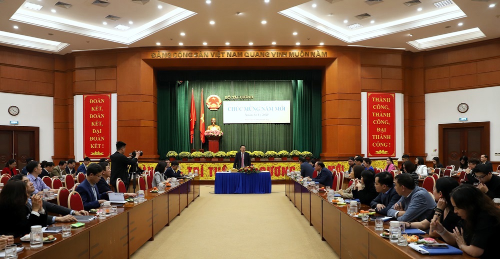 Quang cảnh buổi Họp báo quý IV/2024 kết hợp gặp mặt và chúc mừng năm mới các phóng viên, cơ quan báo chí nhân dịp Xuân Ất Tỵ năm 2025.