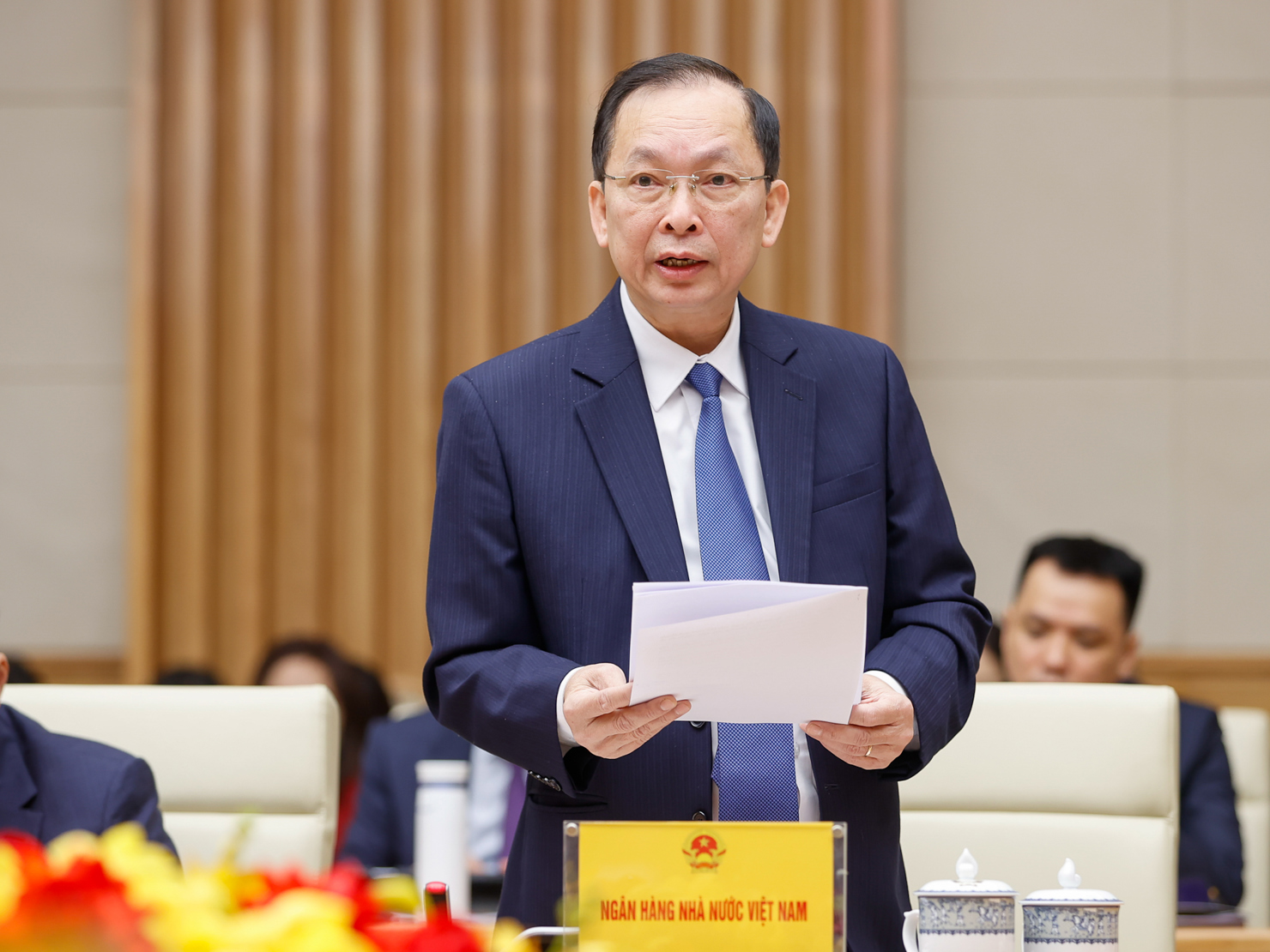 Phó Thống đốc NHNN Đào Minh Tú cho biết, các ngân hàng sẽ được điều chỉnh tăng room tín dụng tùy theo tình hình thực tế. 