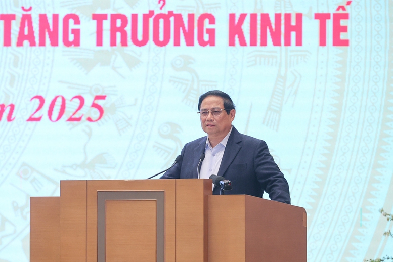 Thủ tướng Chính phủ Phạm Minh Chính phát biểu tại Hội nghị. 