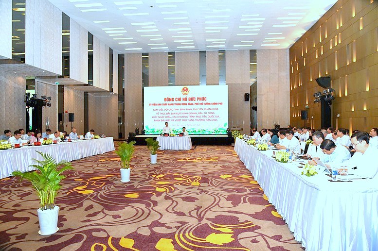 Quang cảnh buổi làm việc - Ảnh :VGP/Trần Mạnh.