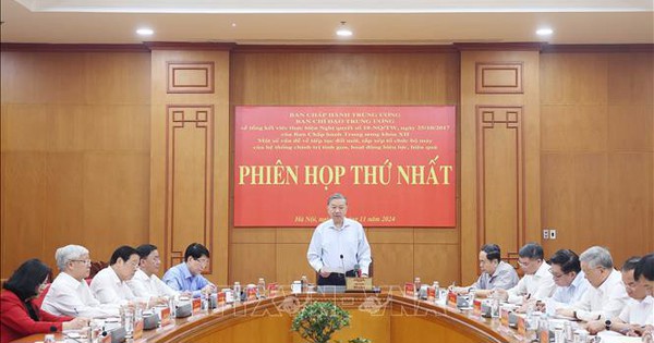 Tổng Bí thư Tô Lâm, Trưởng Ban Chỉ đạo Trung ương về tổng kết thực hiện Nghị quyết số 18-NQ/TW, ngày 25/10/2017 của Ban Chấp hành Trung ương Đảng khoá XII chủ trì phiên họp thứ nhất của Ban Chỉ đạo, ngày 19/11/2024 - Ảnh: TTXVN