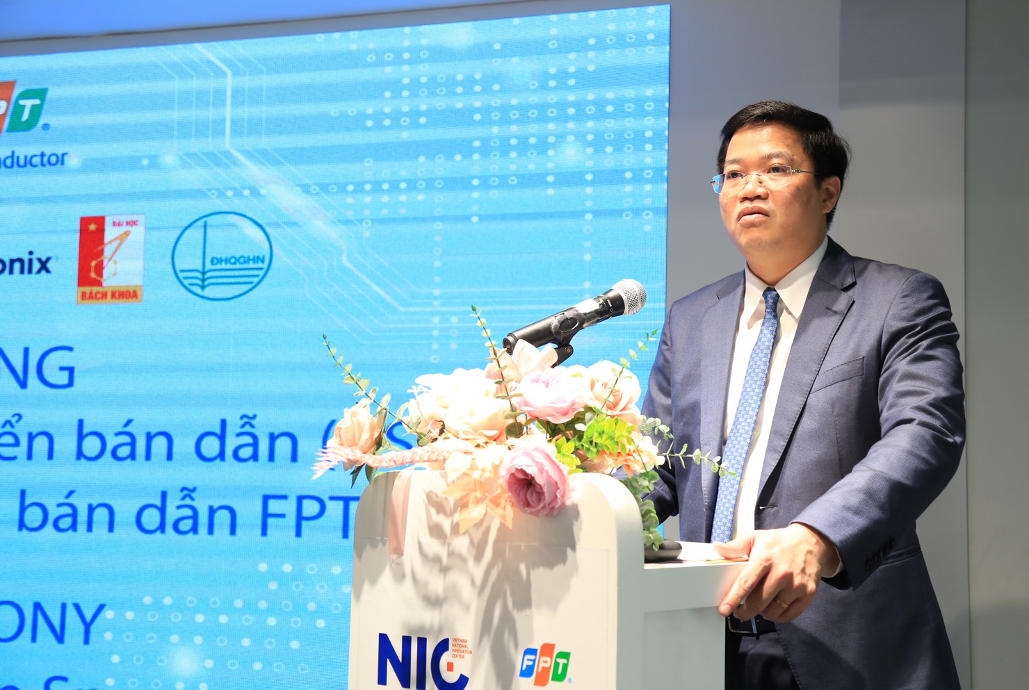 Thứ trưởng Bộ T&agrave;i ch&iacute;nh Nguyễn Đức T&acirc;m ph&aacute;t biểu chỉ đạo tại buổi lễ.