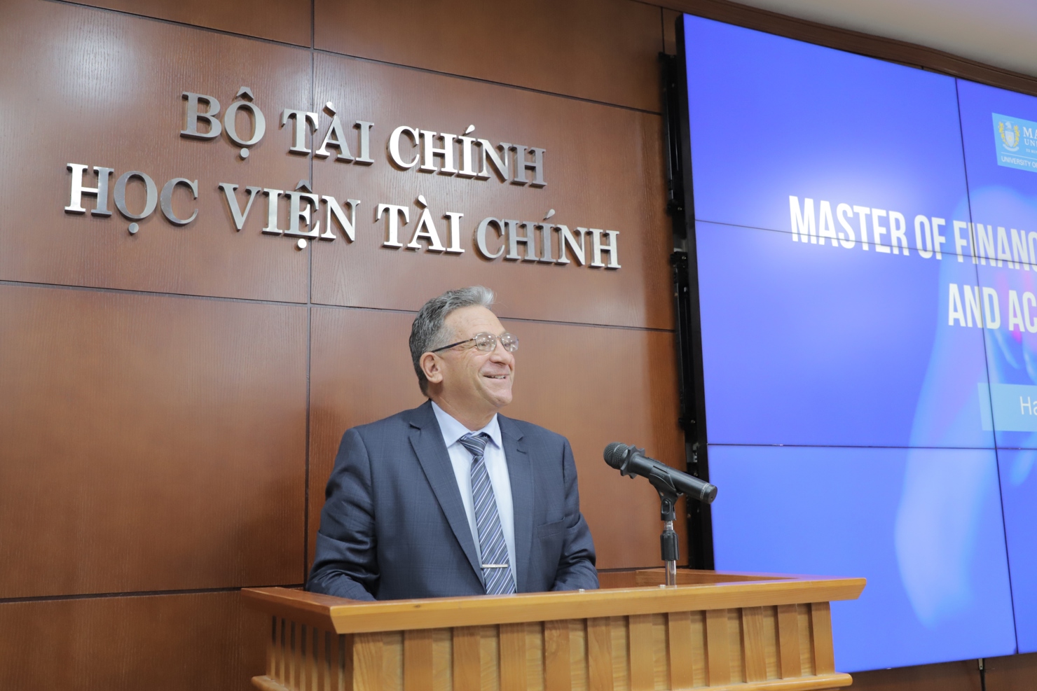 TS. Jeff Stangl -&nbsp; Gi&aacute;m đốc điều h&agrave;nh v&agrave; ph&aacute;t triển Đại học Massey.