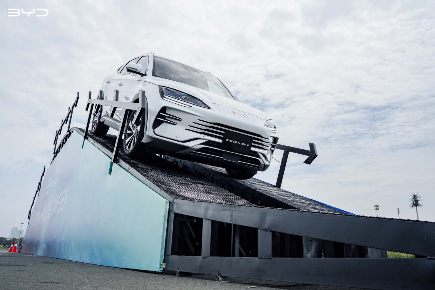 BYD Technology Week- Chuỗi sự kiện trải nghiệm công nghệ quy mô lớn BYD - Ảnh 1