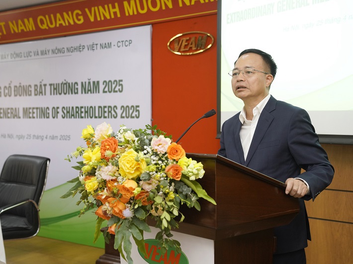 Tân thành viên Hội đồng quản trị VEAM, ông Ngô Quang Trung bày tỏ sự vinh dự và gửi lời cảm ơn tới Lãnh đạo Bộ Công Thương, Hội đồng quản trị VEAM và các cổ đông.