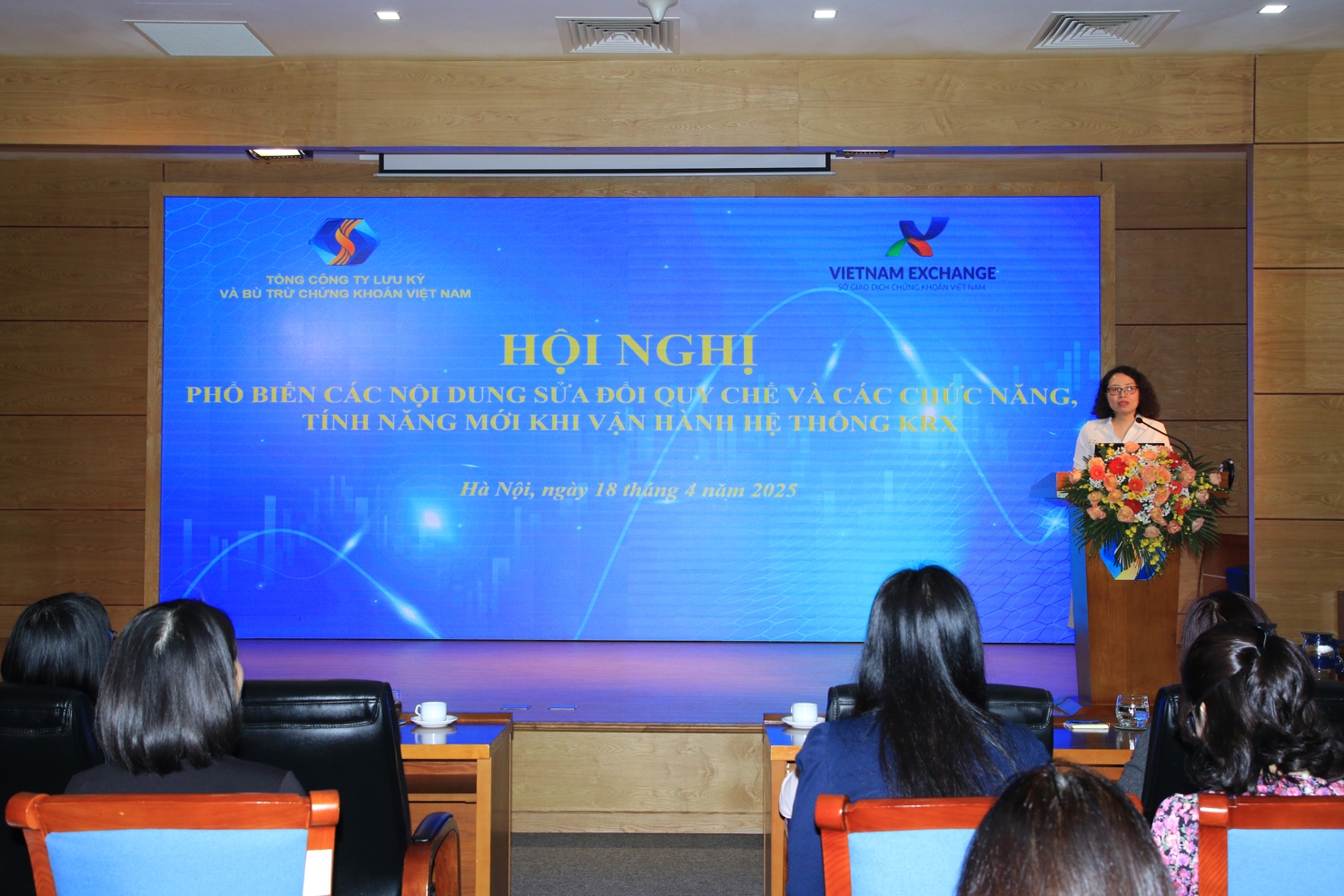 B&agrave; Tạ Thanh B&igrave;nh &nbsp;&ndash; &nbsp;Tổng Gi&aacute;m đốc VSDC