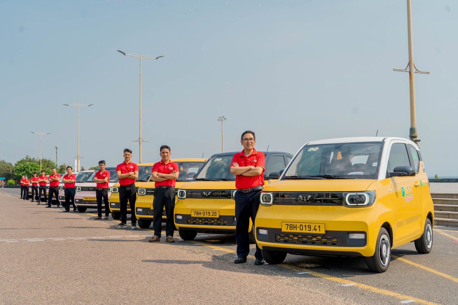 Let’s Go đã ký kết mua 1.000 xe điện Wuling (gồm 600 xe Mini EV và 400 xe Bingo) để mở rộng hoạt động sang các tỉnh Khánh Hòa, Ninh Thuận và Đắk Lắk trong năm 2025.