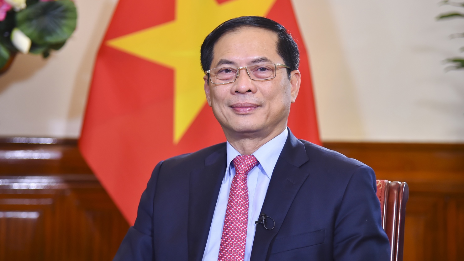 Phó Thủ tướng Chính phủ, Bộ trưởng Ngoại giao Bùi Thanh Sơn. 