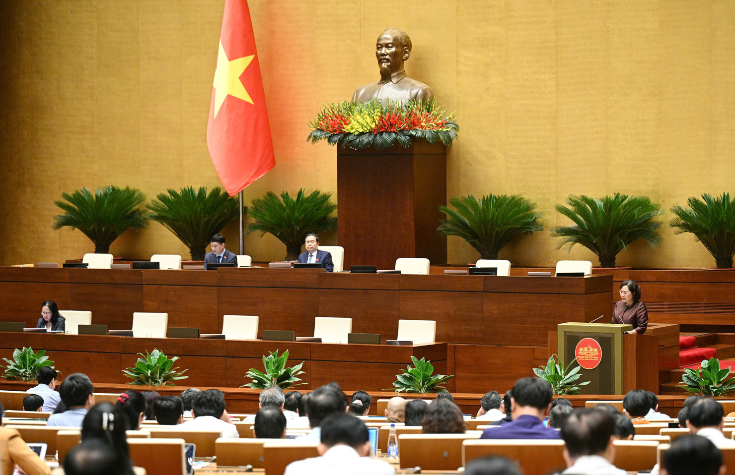 Quang cảnh phi&ecirc;n họp.