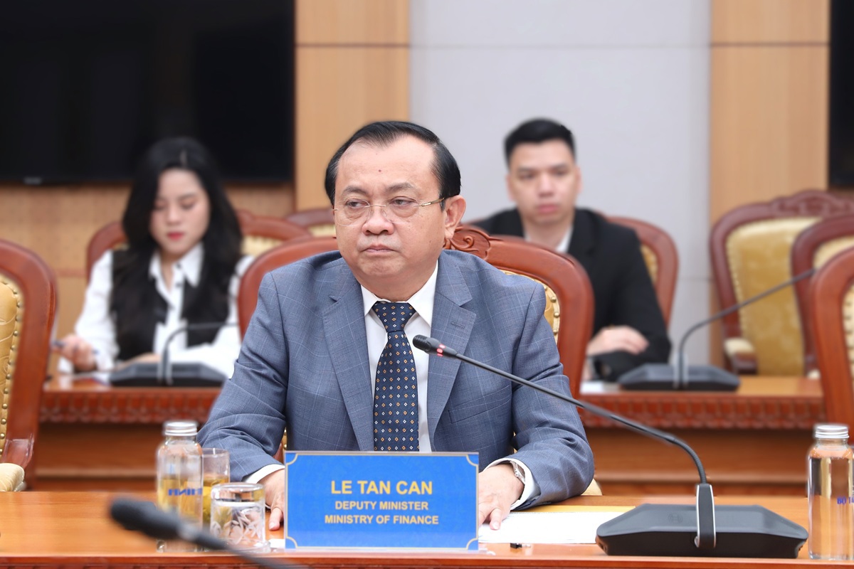 Thứ trưởng Lê Tấn Cận mong muốn tiếp tục nhận được sự hợp tác, chia sẻ kinh nghiệm và hỗ trợ kỹ thuật từ Tập đoàn MS&AD.