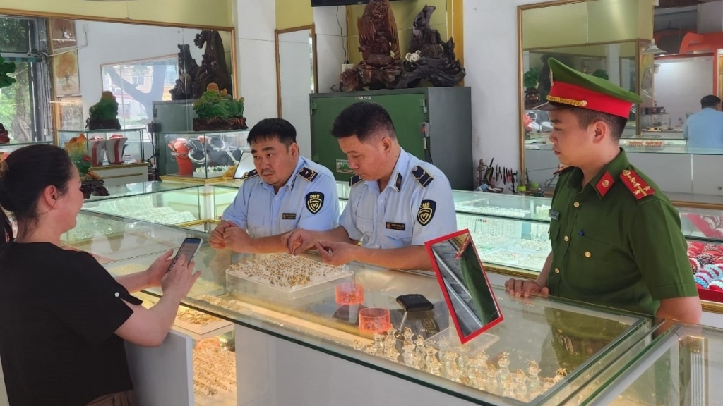 Bắt đầu thanh tra toàn diện hoạt động kinh doanh vàng từ hôm nay (9/9)