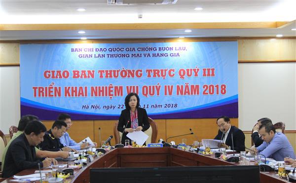 Thứ trưởng Bộ Tài chính Vũ Thị Mai phát biểu kết luận tại Hội nghị. Nguồn: BHQ