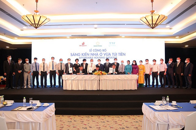 Các đại biểu chứng kiến Lễ ký kết. Ảnh: Thế Bảo
