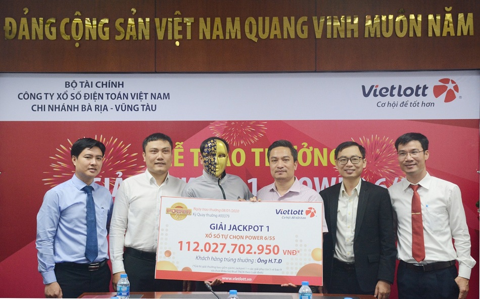 Giải thưởng xổ số Vietlott lớn thứ 2 trị giá 192 tỷ đồng được tìm ra trong kỳ quay số mở thưởng lần thứ 423. Ảnh TS