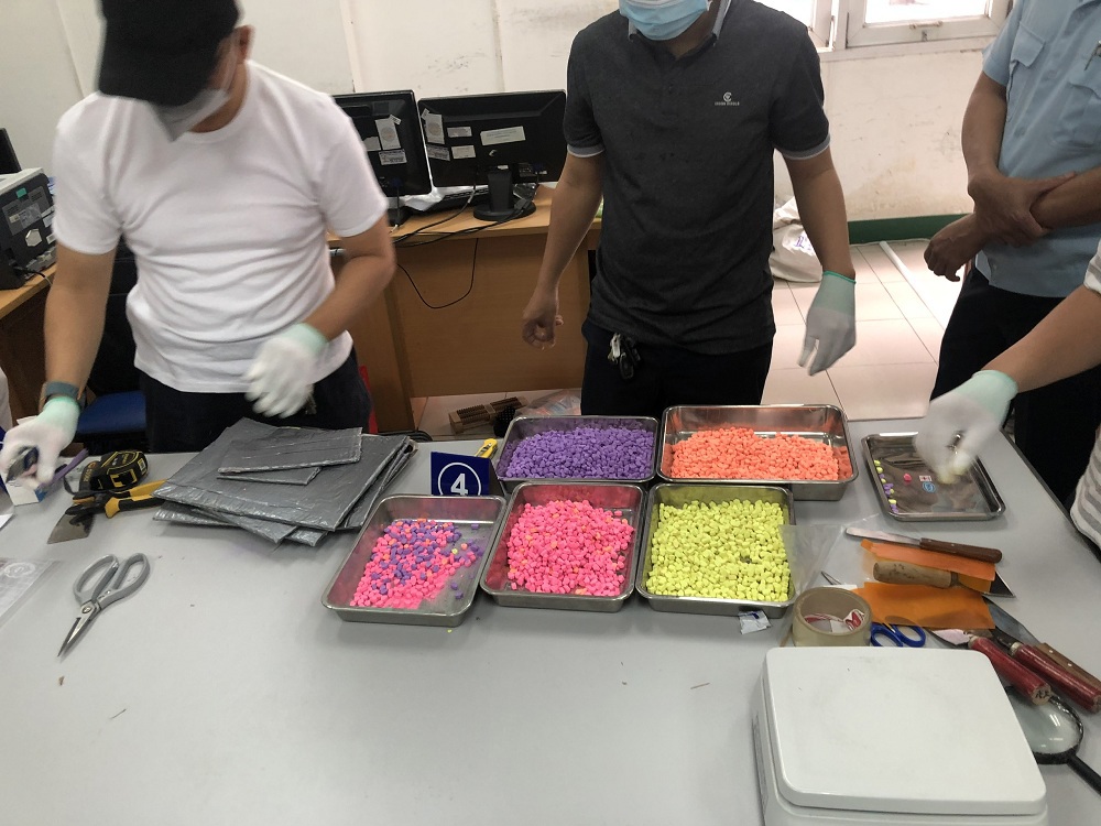 Tang vật được lực lượng chức năng phát hiện. Ảnh Hồng Trường