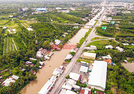Dự án Cải tạo, nâng cấp, kết nối hệ thống giao thông thủy bộ Đường tỉnh 925B và kênh Nàng Mau, tỉnh Hậu Giang chuẩn bị đầu tư với kỳ vọng phát huy tối đa tính kết nối. Ảnh: KA