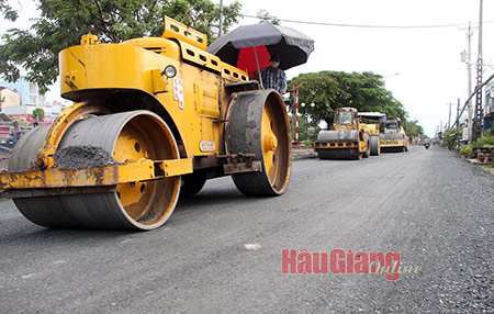 Các chủ đầu tư tích cực phối hợp đơn vị có liên quan để đẩy nhanh tiến độ thi công. Ảnh: Ẩn Liên