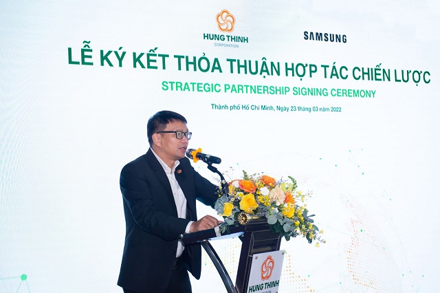 &Ocirc;ng V&otilde; Văn Khang - Ph&oacute; Tổng gi&aacute;m đốc Tập đo&agrave;n Hưng Thịnh ph&aacute;t biểu tại sự kiện. Ảnh: HT.