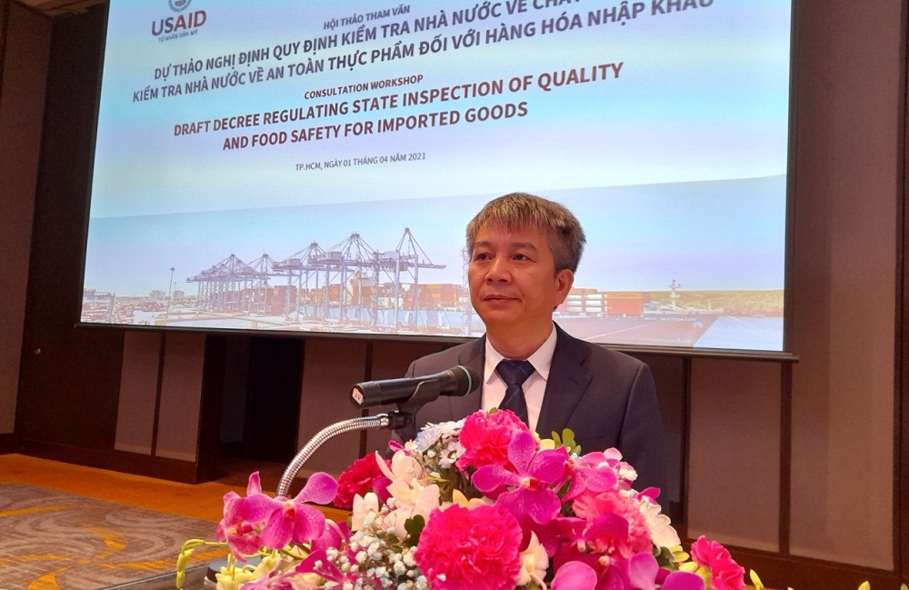 Ông Mai Xuân Thành - Phó Tổng cục trưởng Tổng cục Hải quan phát biểu tại Hội thảo. Ảnh Thanh Sơn