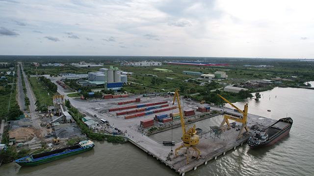 Thúc đẩy thu hút đầu tư dịch vụ logistics góp phần tăng khả năng cạnh tranh cho nông sản khu vực đồng bằng sông Cửu Long. Ảnh: Nguyệt Đỗ