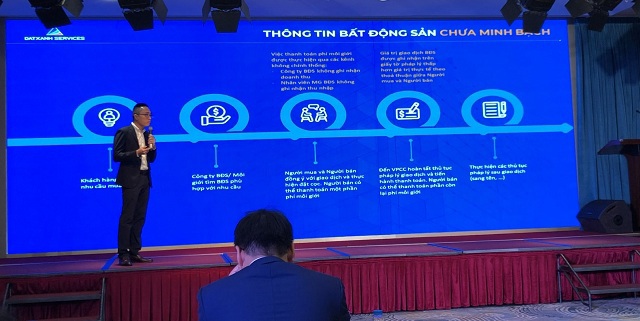 Ông Tô Bá Lâm, Giám đốc Điều hành iHouzz Platform chia sẻ tại hội thảo. Ảnh: TS