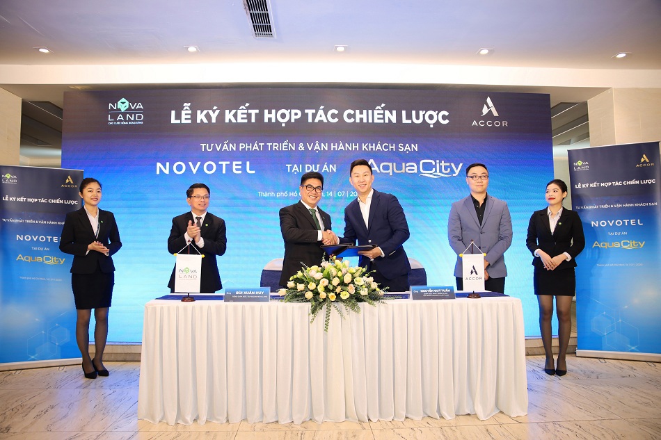 Lễ ký kết hợp tác chiến lược đánh dấu mốc quan trọng trong mục tiêu mang đến trải nghiệm sống đa sắc màu cho cư dân Aqua City và khu vực. Ảnh NVL