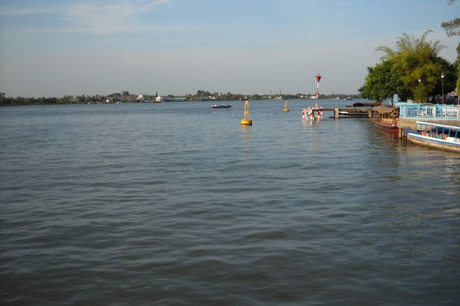 Dòng sông Cổ Chiên. Ảnh: Bazan