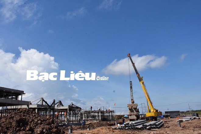 Thi công nhà điều hành Điện gió Hòa Bình 1. Ảnh: L.D