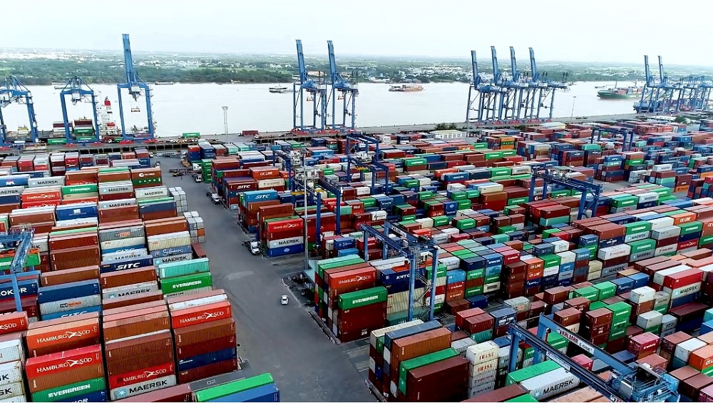Hàng hóa quá cảnh cần xếp vào khu vực riêng biệt để thuận tiện cho việc kiểm tra, giám sát. Ảnh HQ