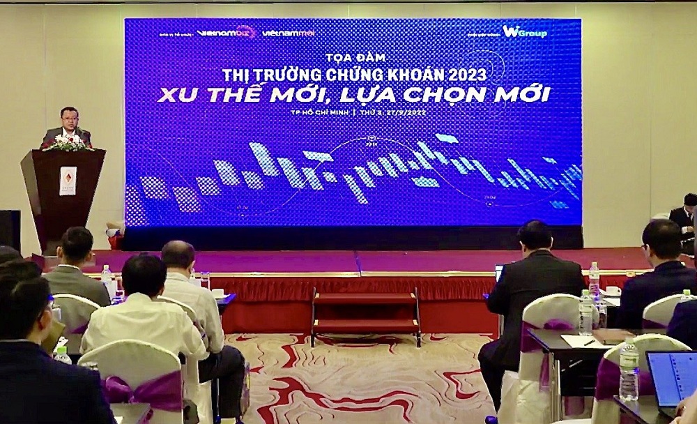 Toàn cảnh Tọa đàm “Thị trường chứng khoán 2023: Xu thế mới, lựa chọn mới". Ảnh: Lý Tuấn