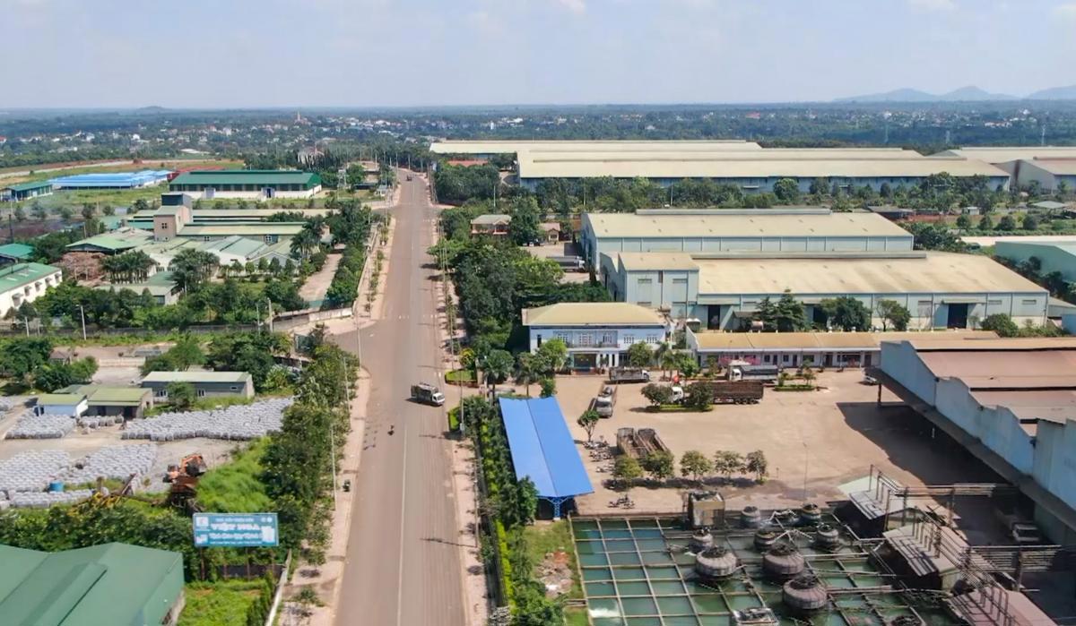 Một góc khu công nghiệp Hòa Phú (TP. Buôn Ma Thuột). Ảnh: Hoàng Gia
