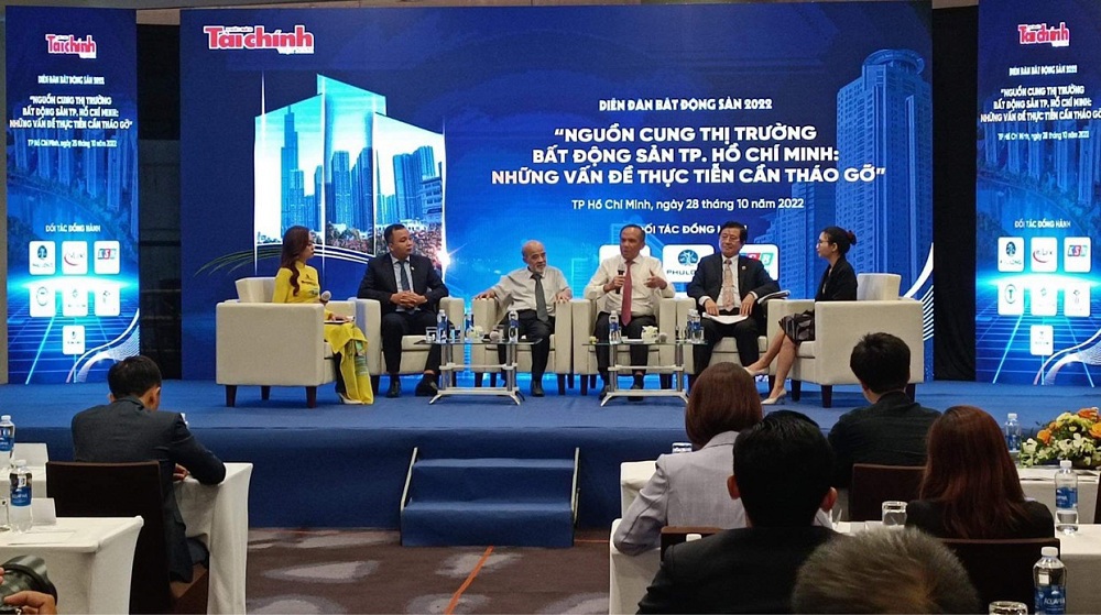 Toàn cảnh Diễn đàn Bất động sản 2022 với chủ đề: “Nguồn cung thị trường bất động sản TP. Hồ Chí Minh: Những vấn đề thực tiễn cần tháo gỡ”. Ảnh: LT