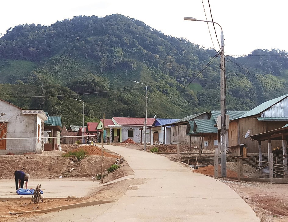 Kinh tế - xã hội miền núi đã có tiến triển, nhưng rất cần thêm nguồn lực để giảm nghèo và trở thành động lực kinh tế phía tây Quảng Nam.Ảnh: ALăng Ngước