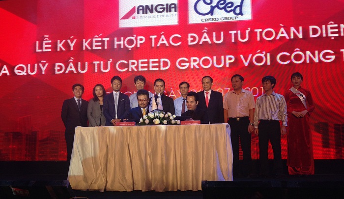 Quang cảnh buổi ký kết. Ảnh FinancePlus