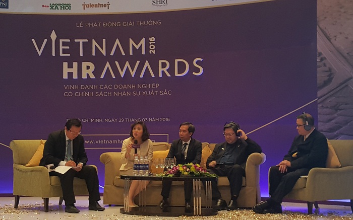 Các doanh nghiệp chia sẻ kinh nghiệm nâng cao chất lượng nhân sự. Ảnh: Financeplus.vn